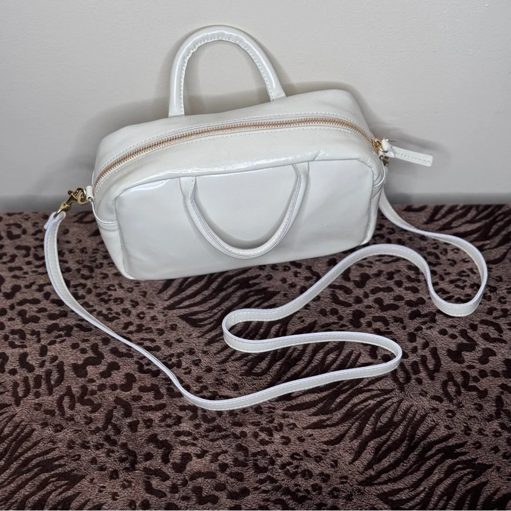 NWT CLARE V. Ivory Petite Claude
